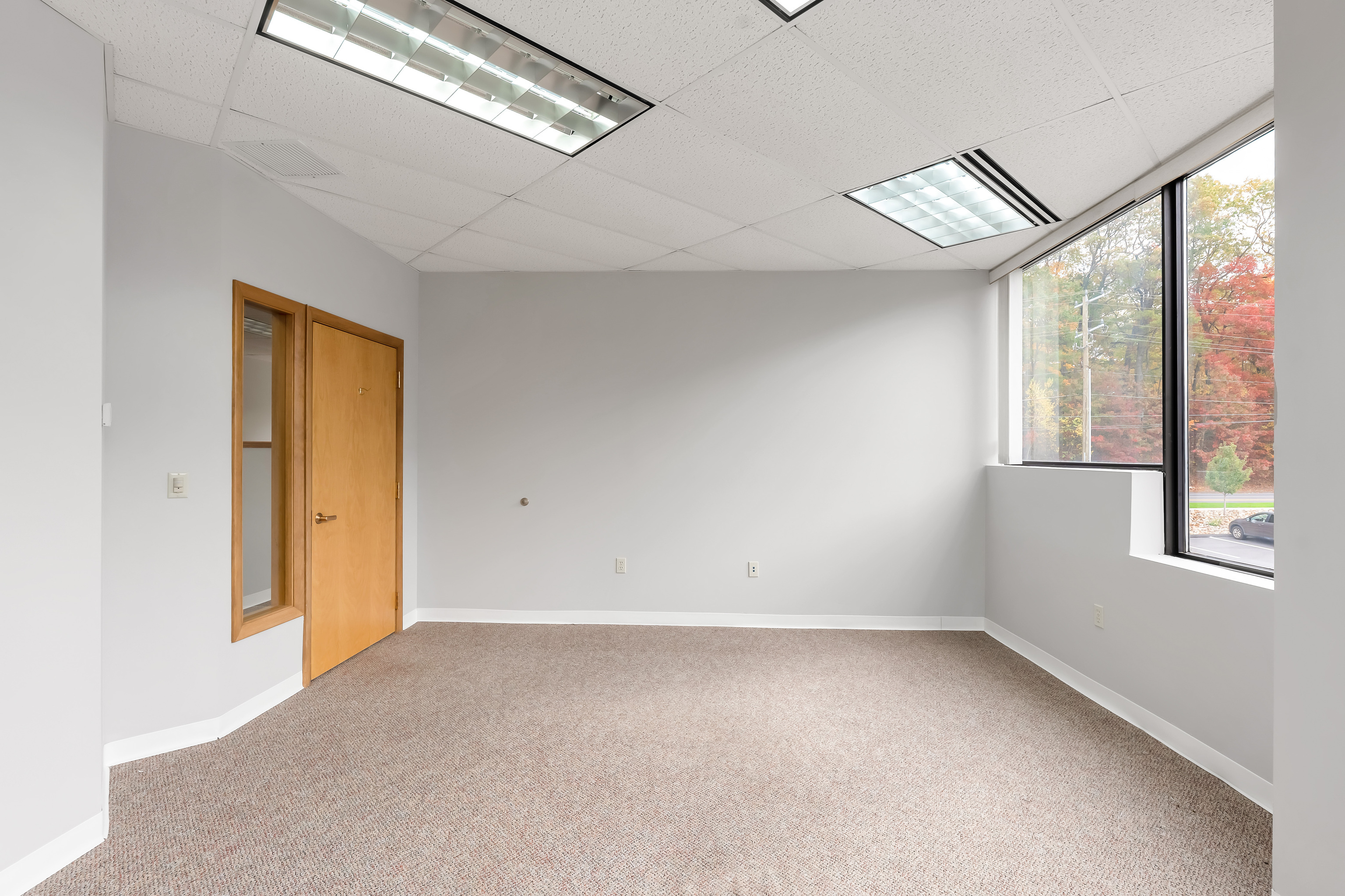 72 Queen Street Southington CT 06489