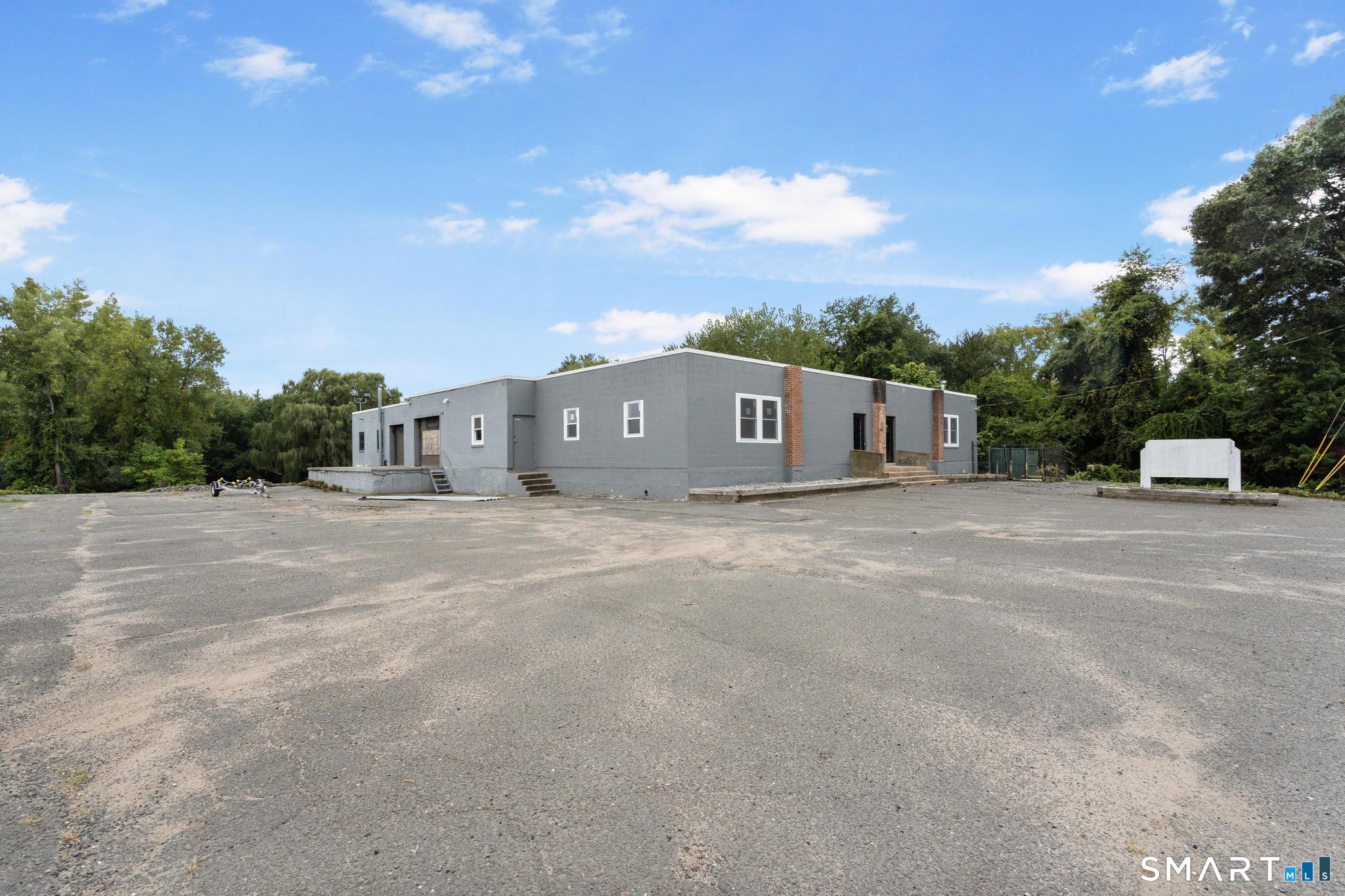 195 West Newberry Road Bloomfield CT 06002