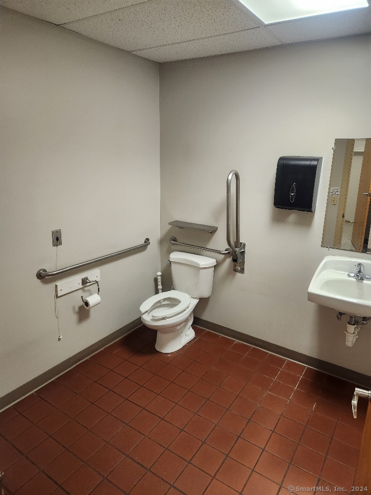 764 Campbell Avenue West Haven CT 06516