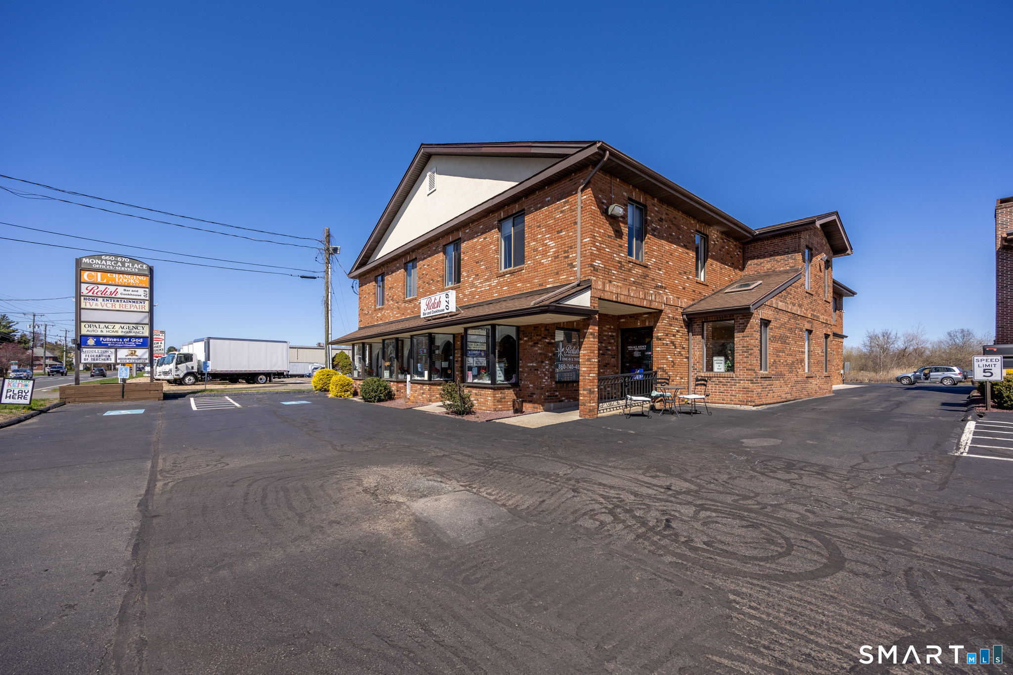 670 Newfield Street Middletown CT 06457