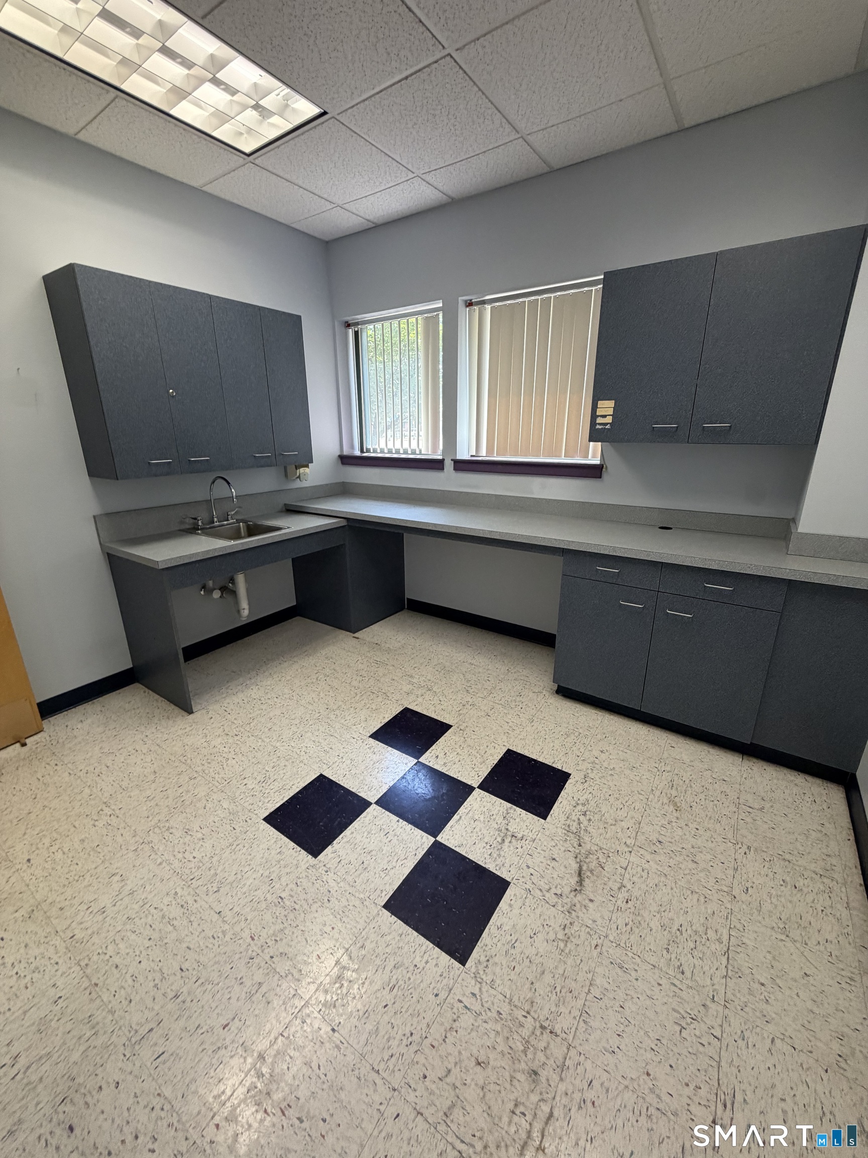 893 Main Street East Hartford CT 06108