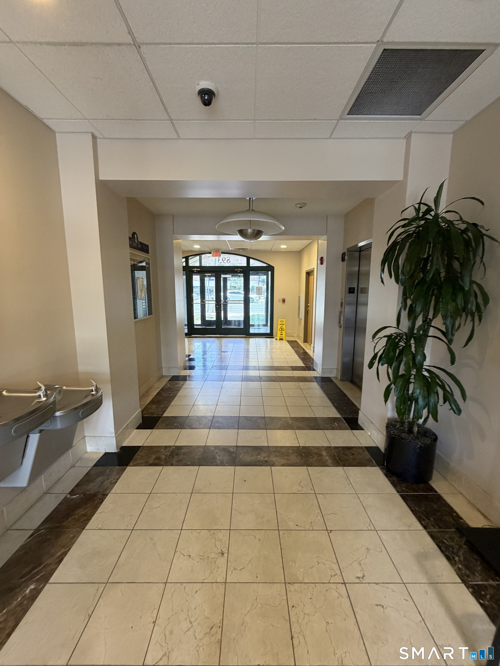 893 Main Street East Hartford CT 06108
