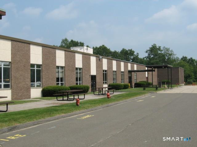 31 Pecks Lane Newtown CT 06470
