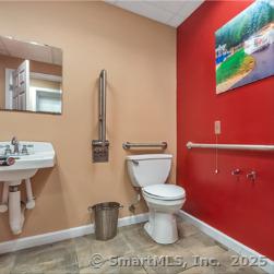 8 Route 80 Killingworth CT 06419