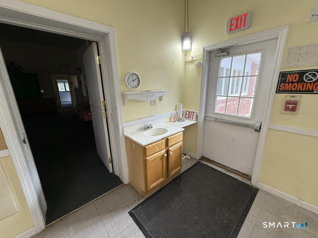 125 Dowd Avenue Canton CT 06019