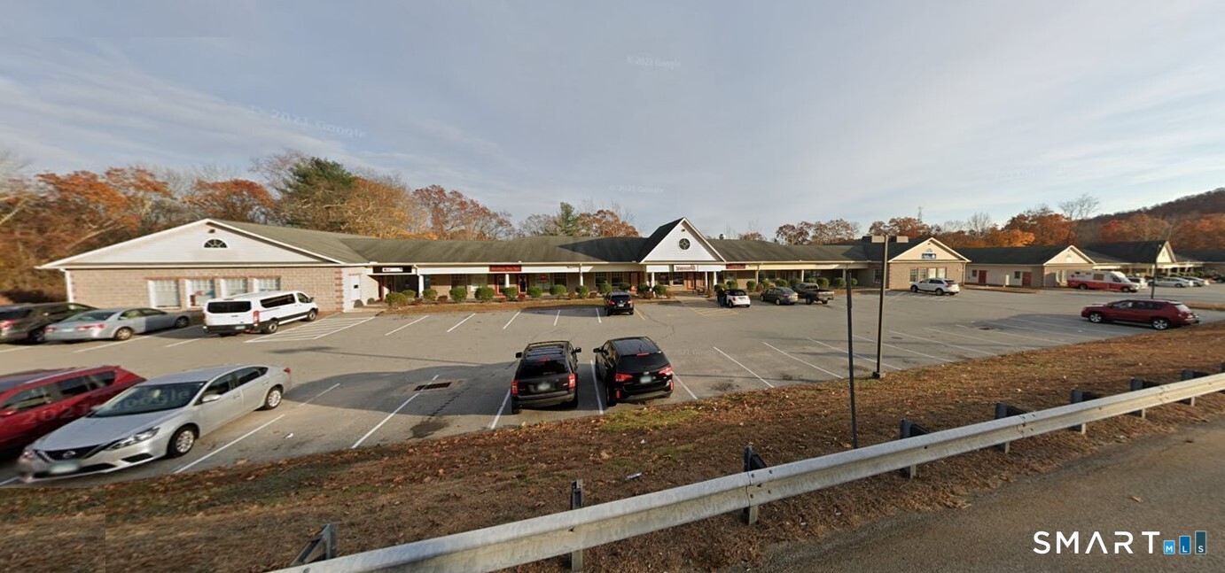 1031 Norwich-new London Road Montville CT 06382