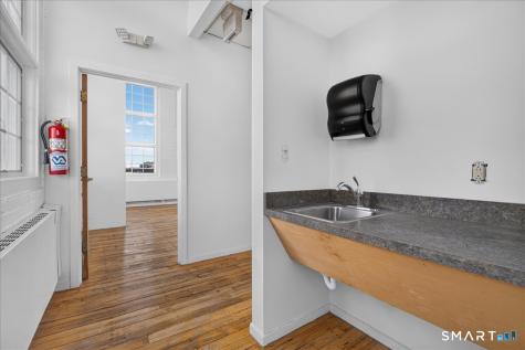114 Orange Avenue West Haven CT 06461