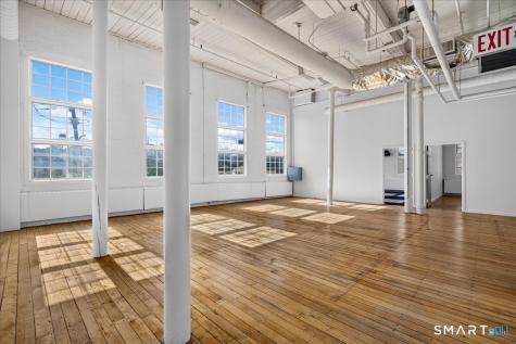 114 Orange Avenue West Haven CT 06461