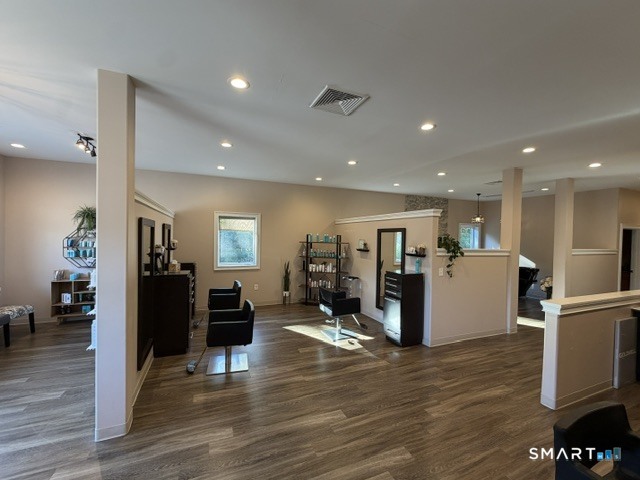 925 Sullivan Avenue South Windsor CT 06074