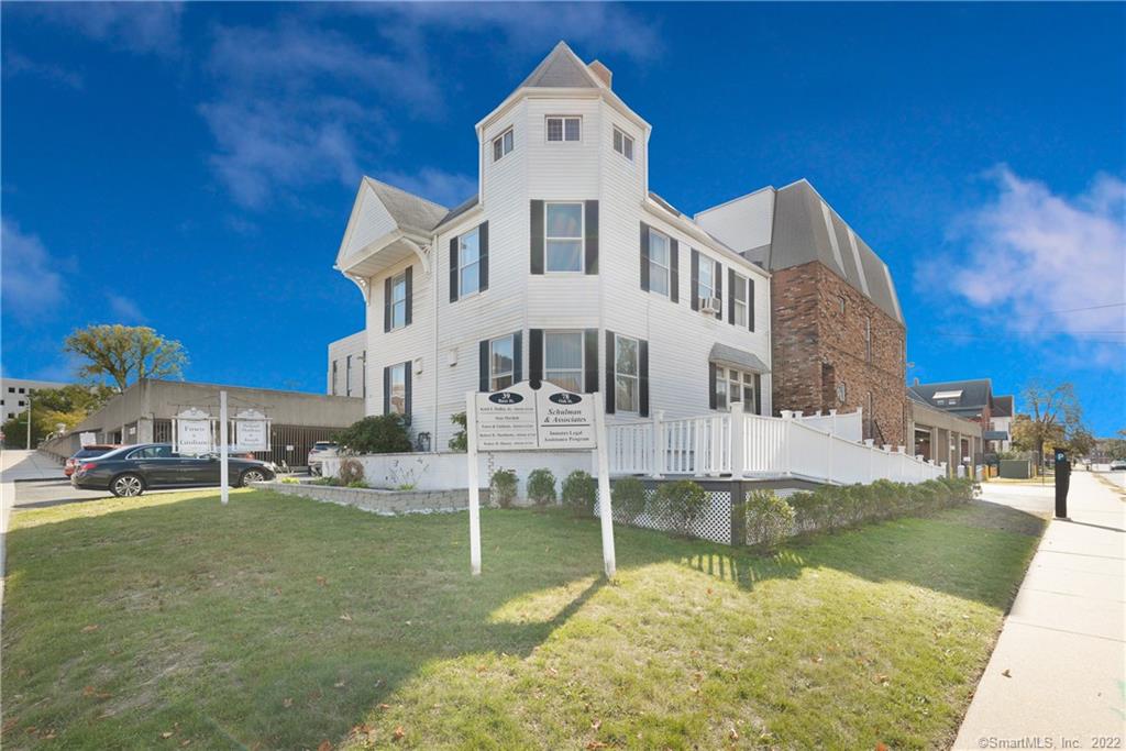 39 Russ Street Hartford CT 06106