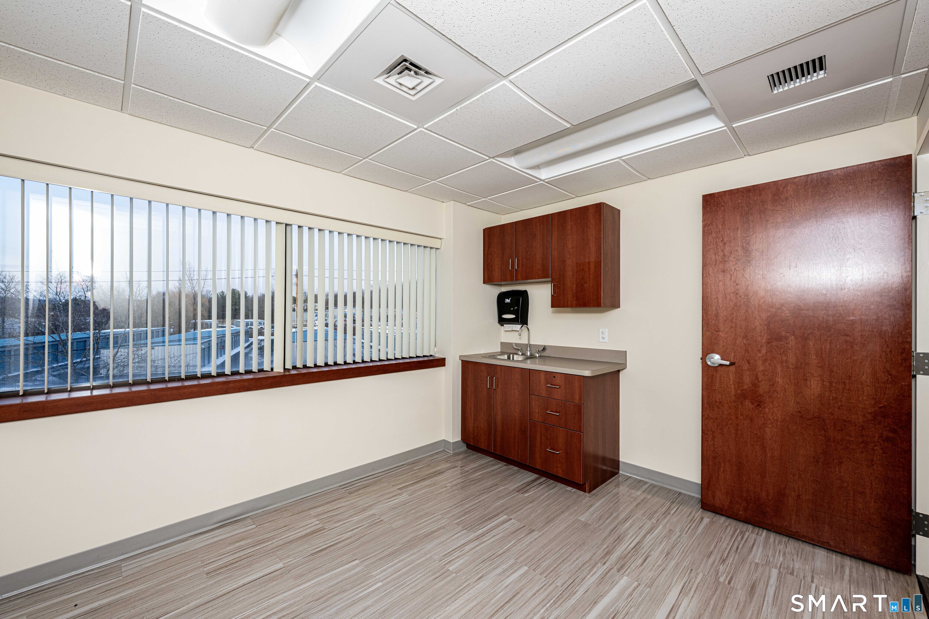 85 Barnes Road Wallingford CT 06492