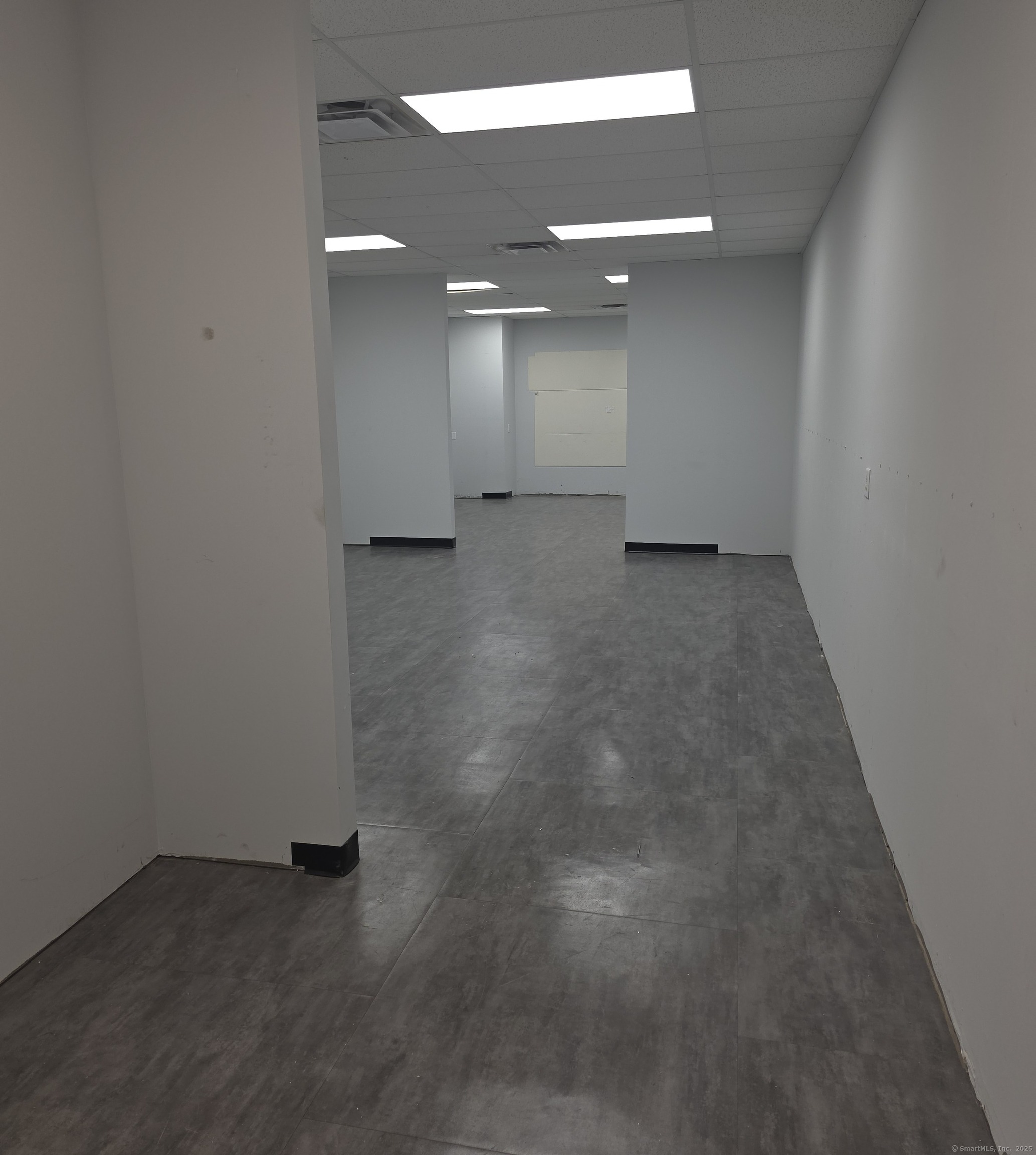 2415 Dixwell Avenue Hamden CT 06514