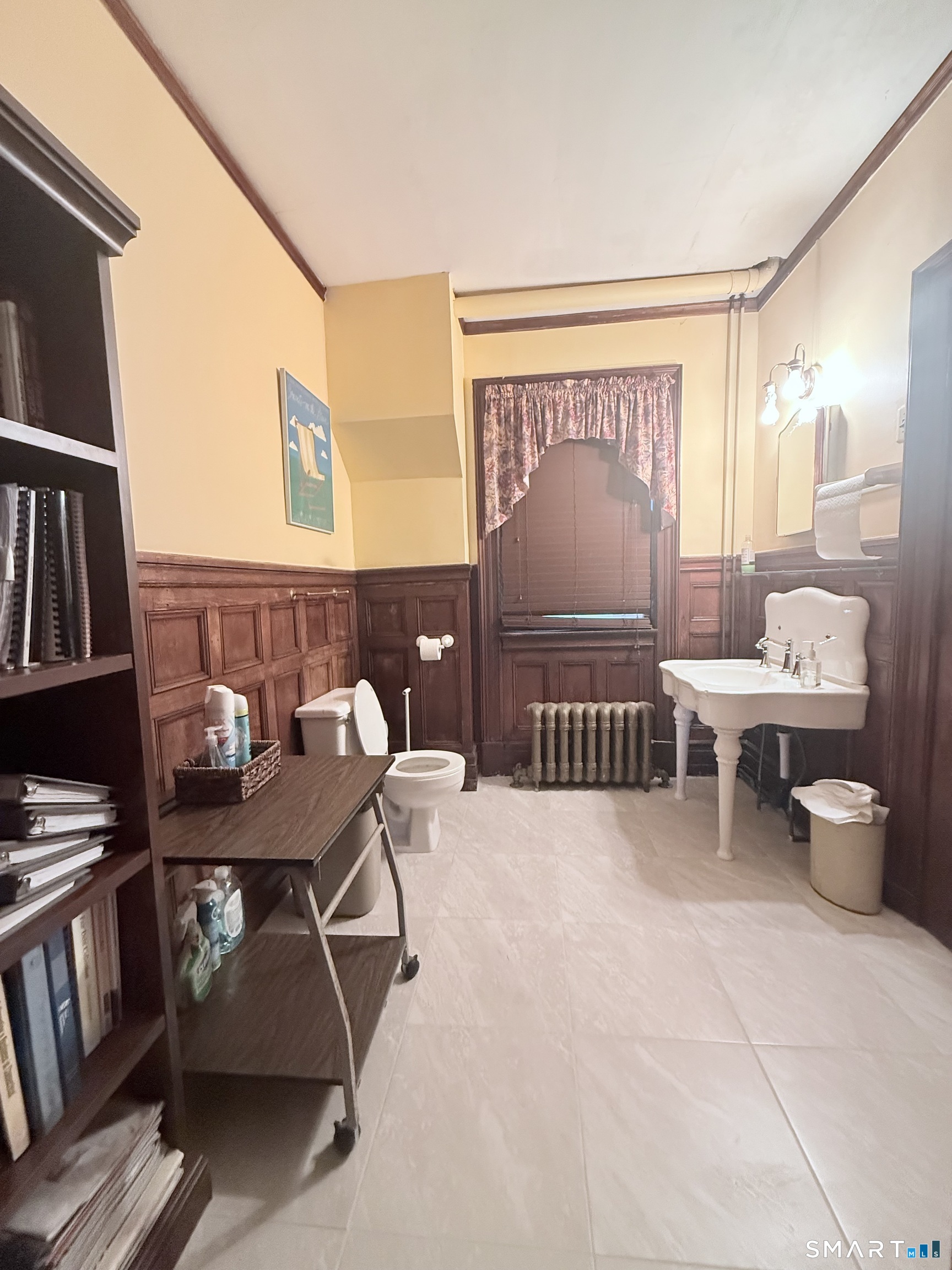 164 Hempstead Street New London CT 06320