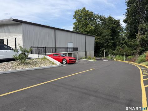 36 Newtown Road Danbury CT 06810