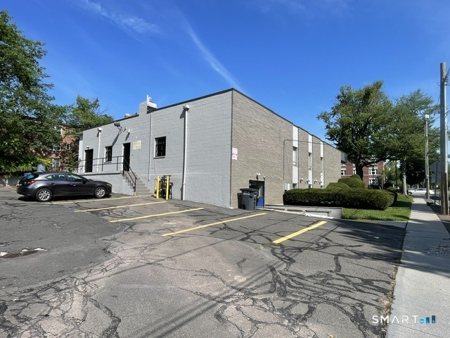 593 Farmington Avenue Hartford CT 06105