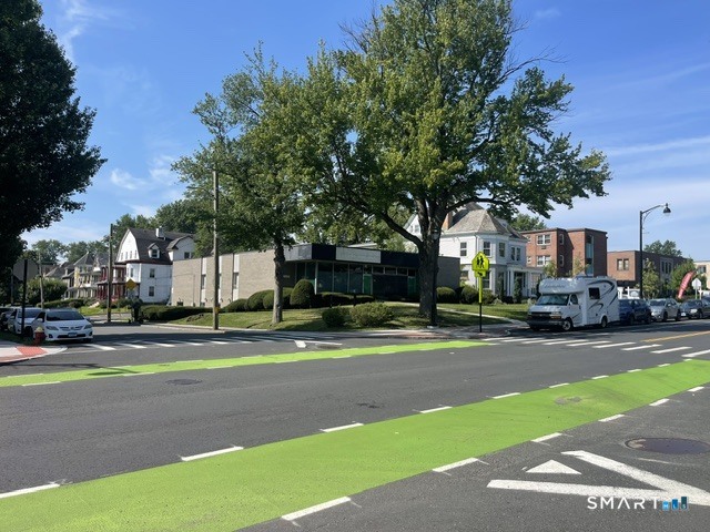 593 Farmington Avenue Hartford CT 06105