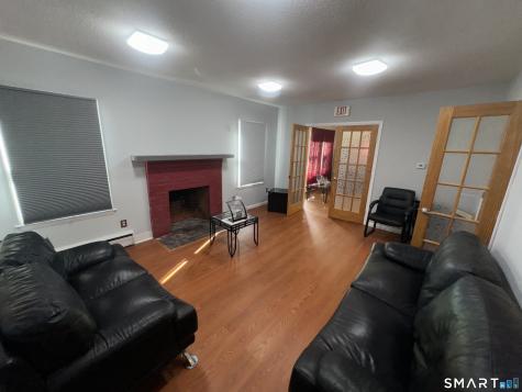 585 Burnside Avenue East Hartford CT 06108