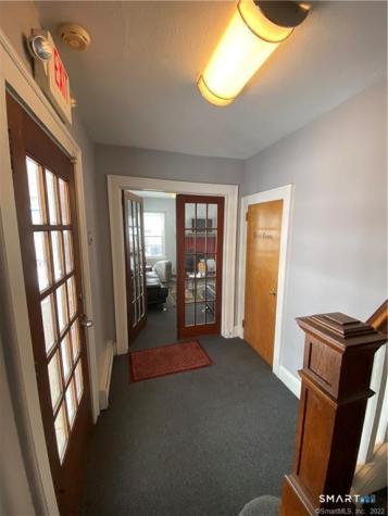 585 Burnside Avenue East Hartford CT 06108