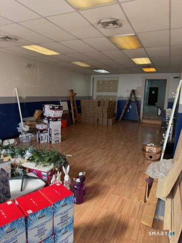 54 Chamberlain Highway Meriden CT 06451