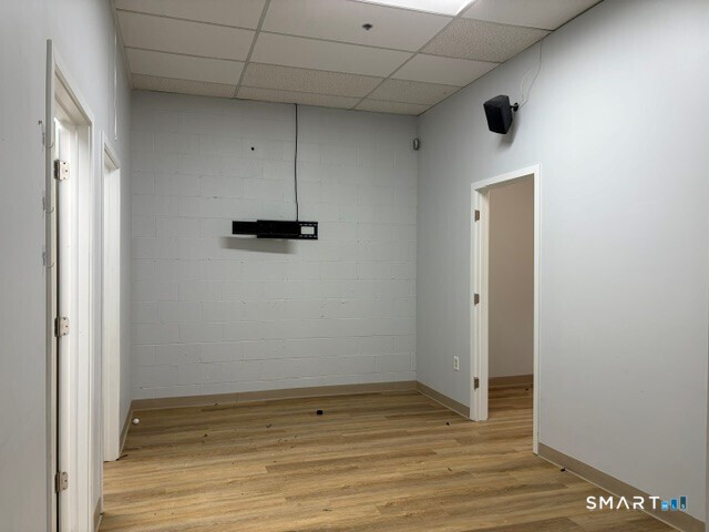 236 Boston Post Road Orange CT 06477
