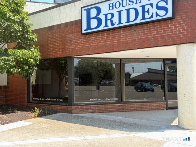 236 Boston Post Road Orange CT 06477