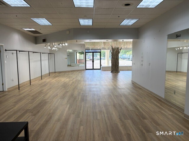 236 Boston Post Road Orange CT 06477