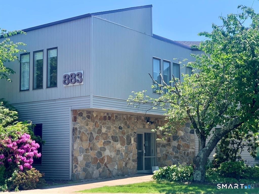 883 Black Rock Turnpike Fairfield CT 06825