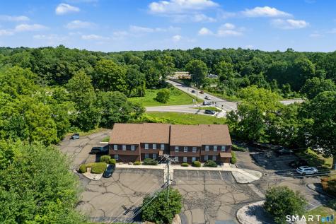 6 Woodland Road Madison CT 06443