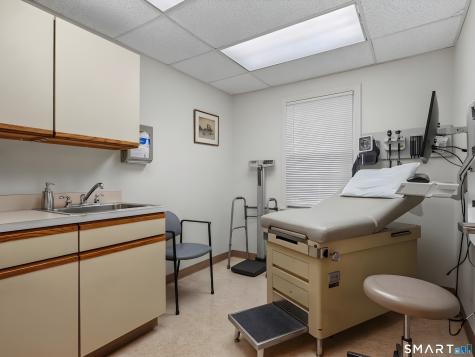 6 Woodland Road Madison CT 06443