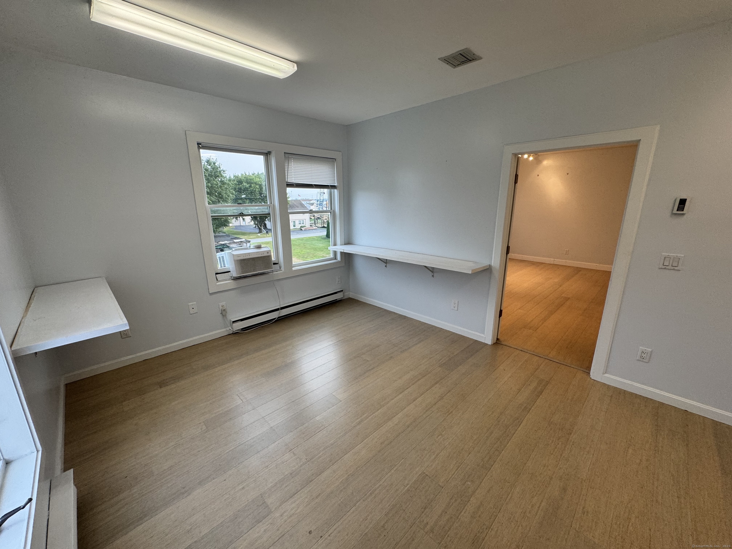 4 Broadway Avenue Extension Stonington CT 06355