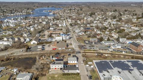 4 Broadway Avenue Extension Stonington CT 06355