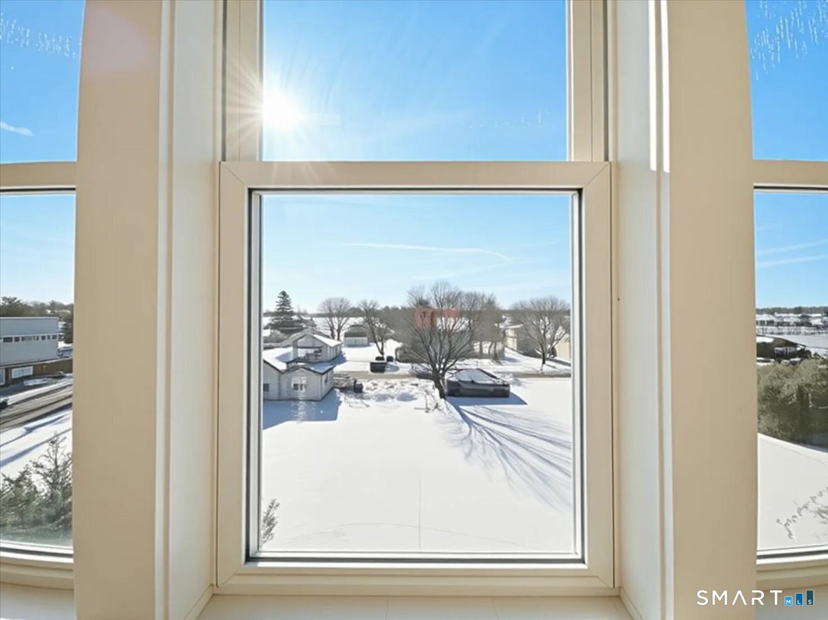 4 Broadway Avenue Extension Stonington CT 06355