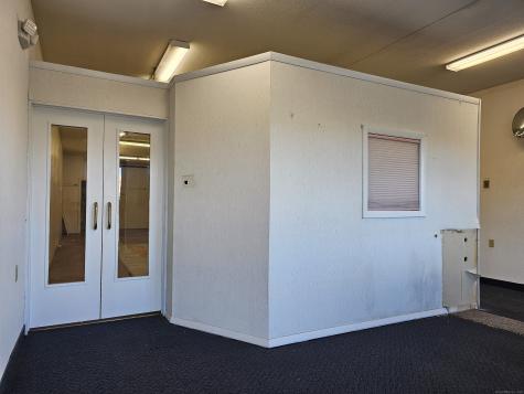 2 North Road East Windsor CT 06088