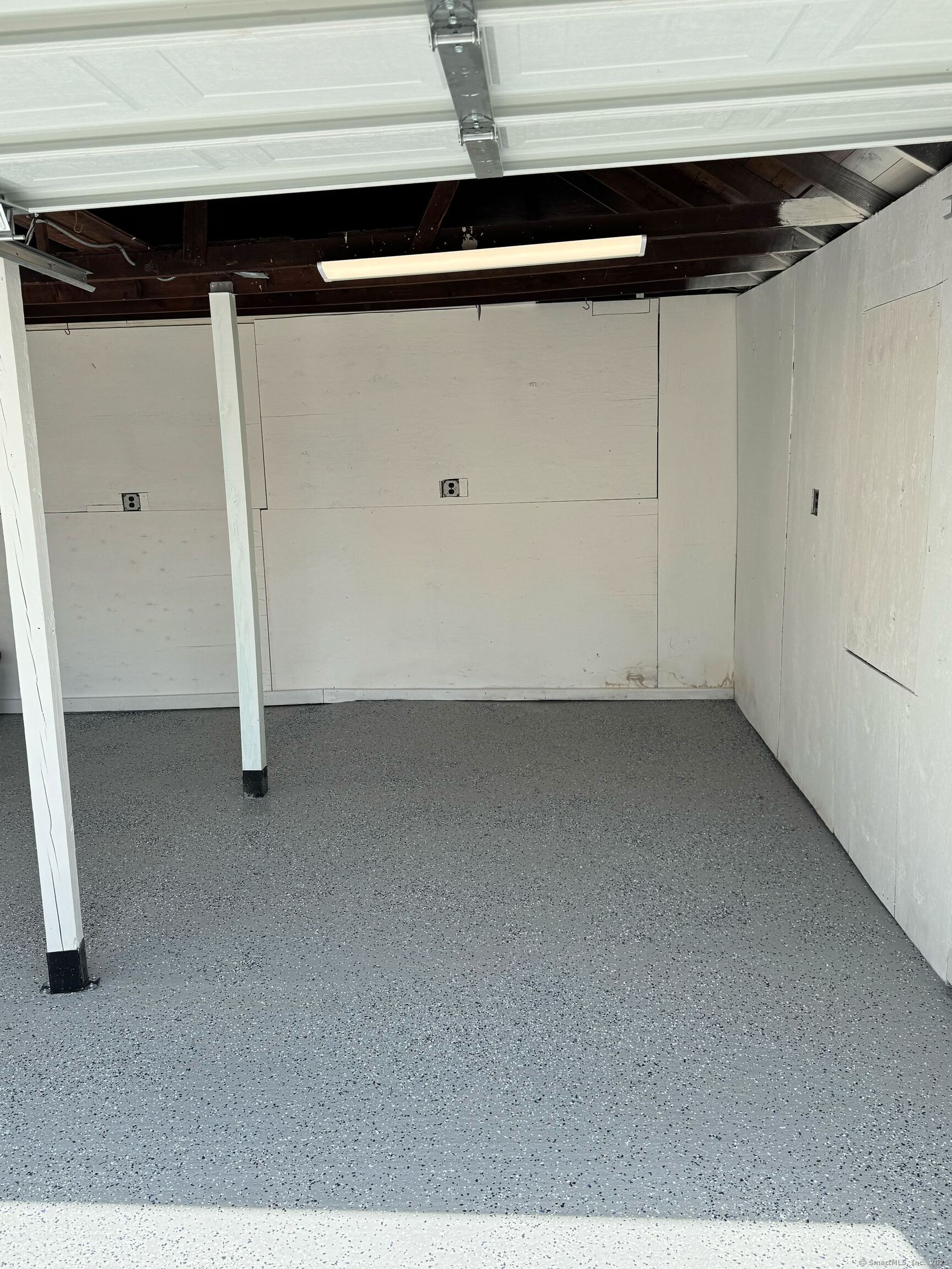 615 B E. Main Street Stratford CT 06614