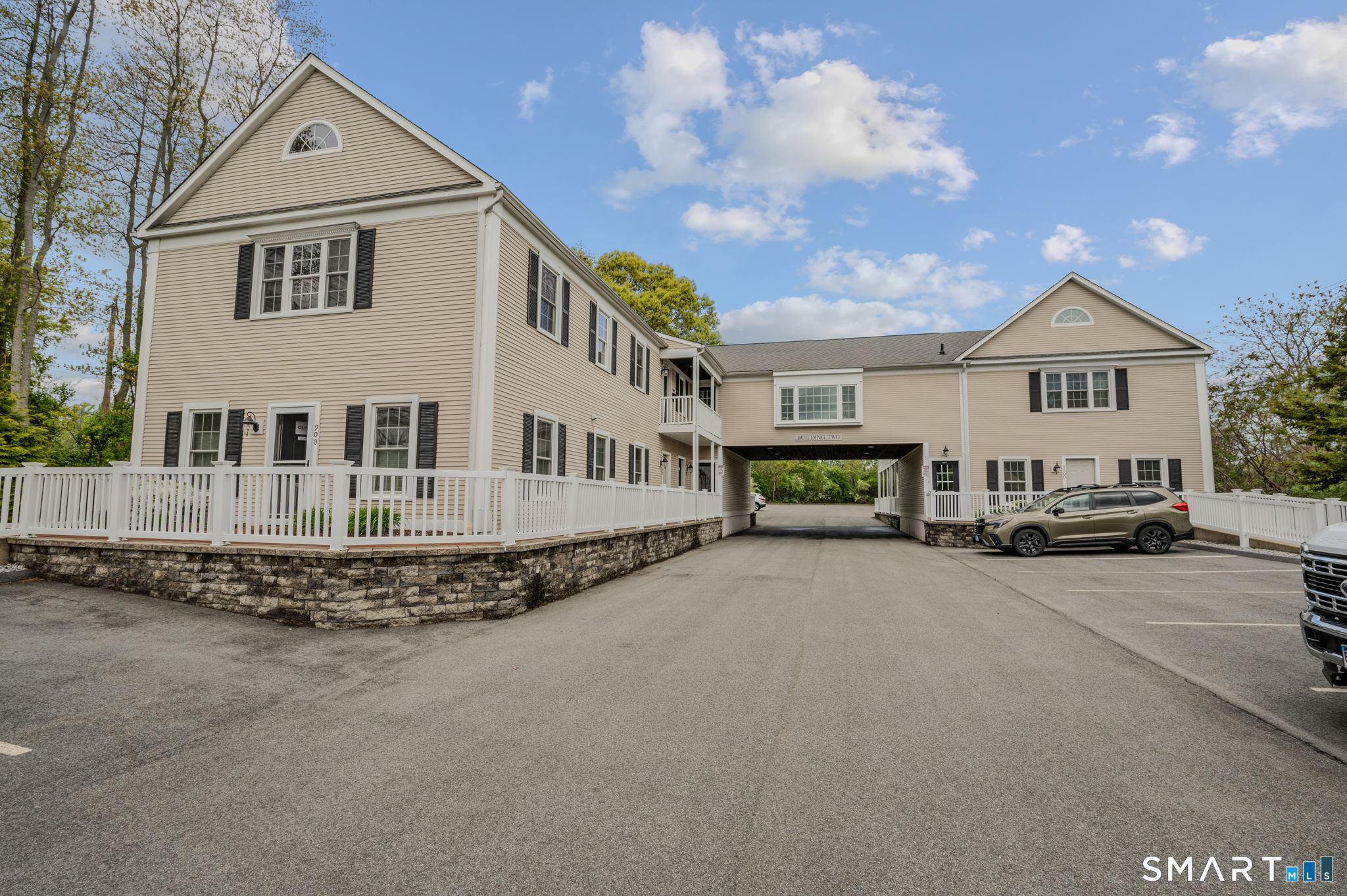 123 Elm Street Old Saybrook CT 06475