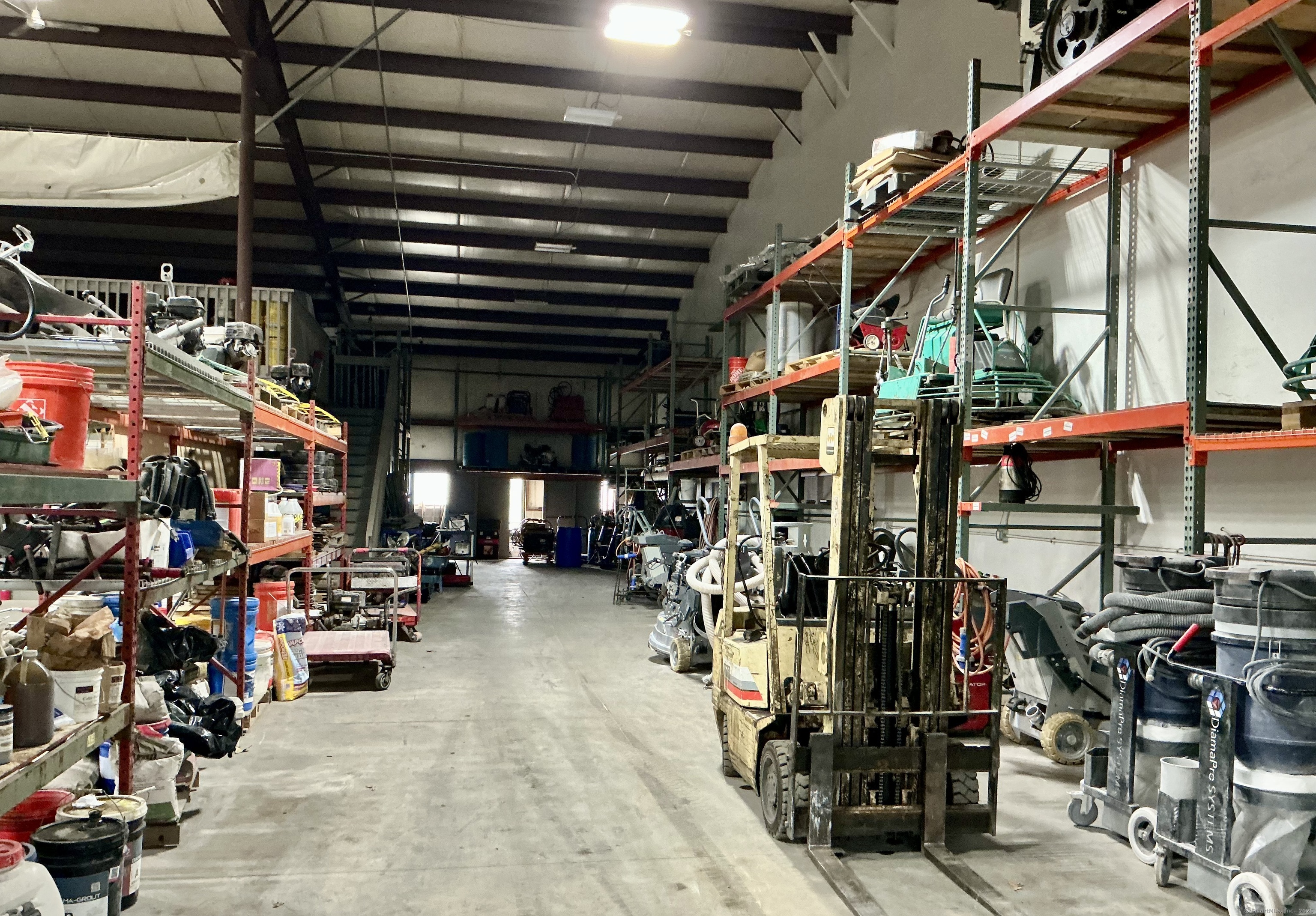 13 West Parkway Plainfield CT 06374