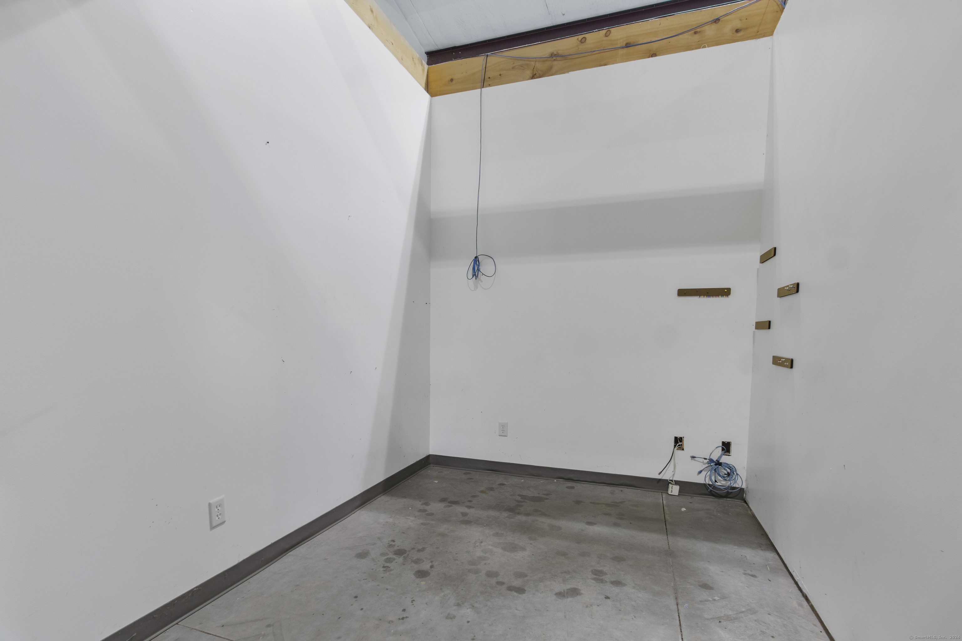 13 West Parkway Plainfield CT 06374