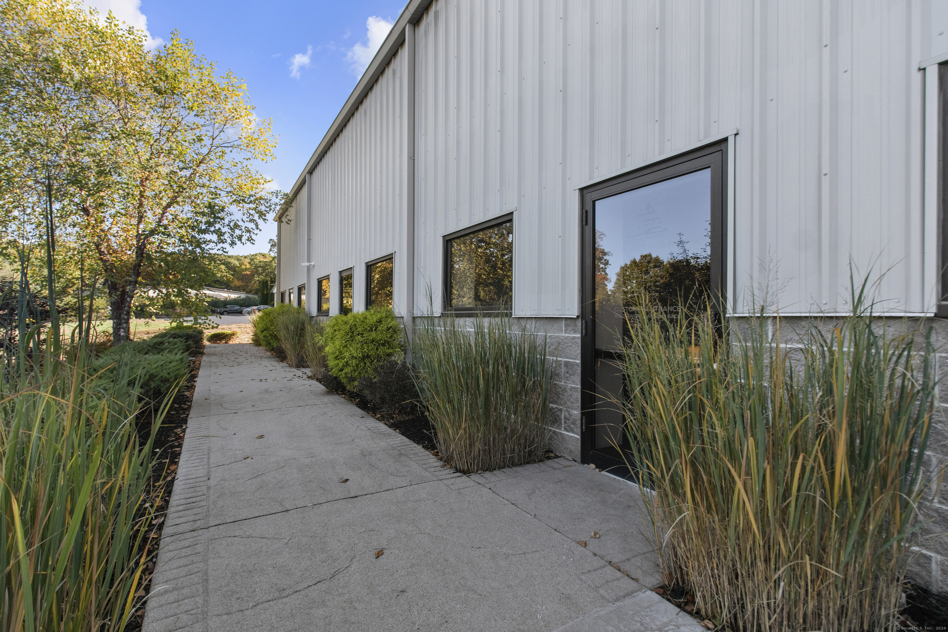 13 West Parkway Plainfield CT 06374