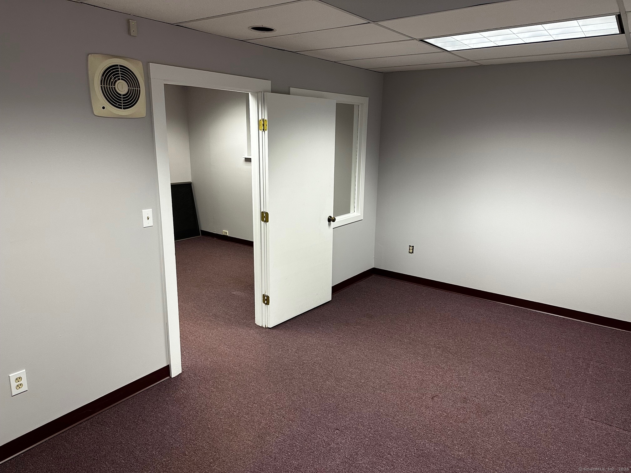 61 Ffyler Place Suffield CT 06078