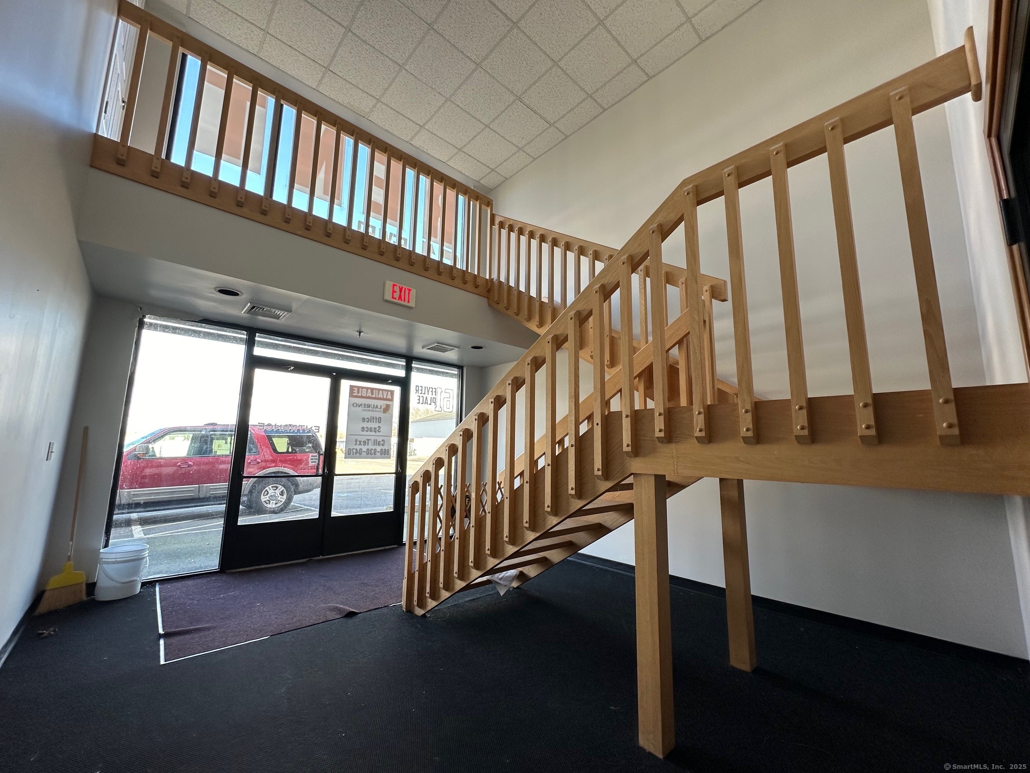 61 Ffyler Place Suffield CT 06078