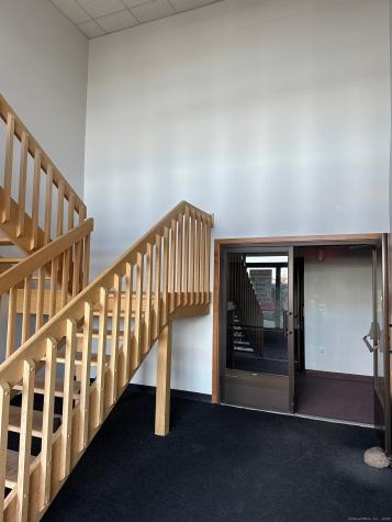 61 Ffyler Place Suffield CT 06078