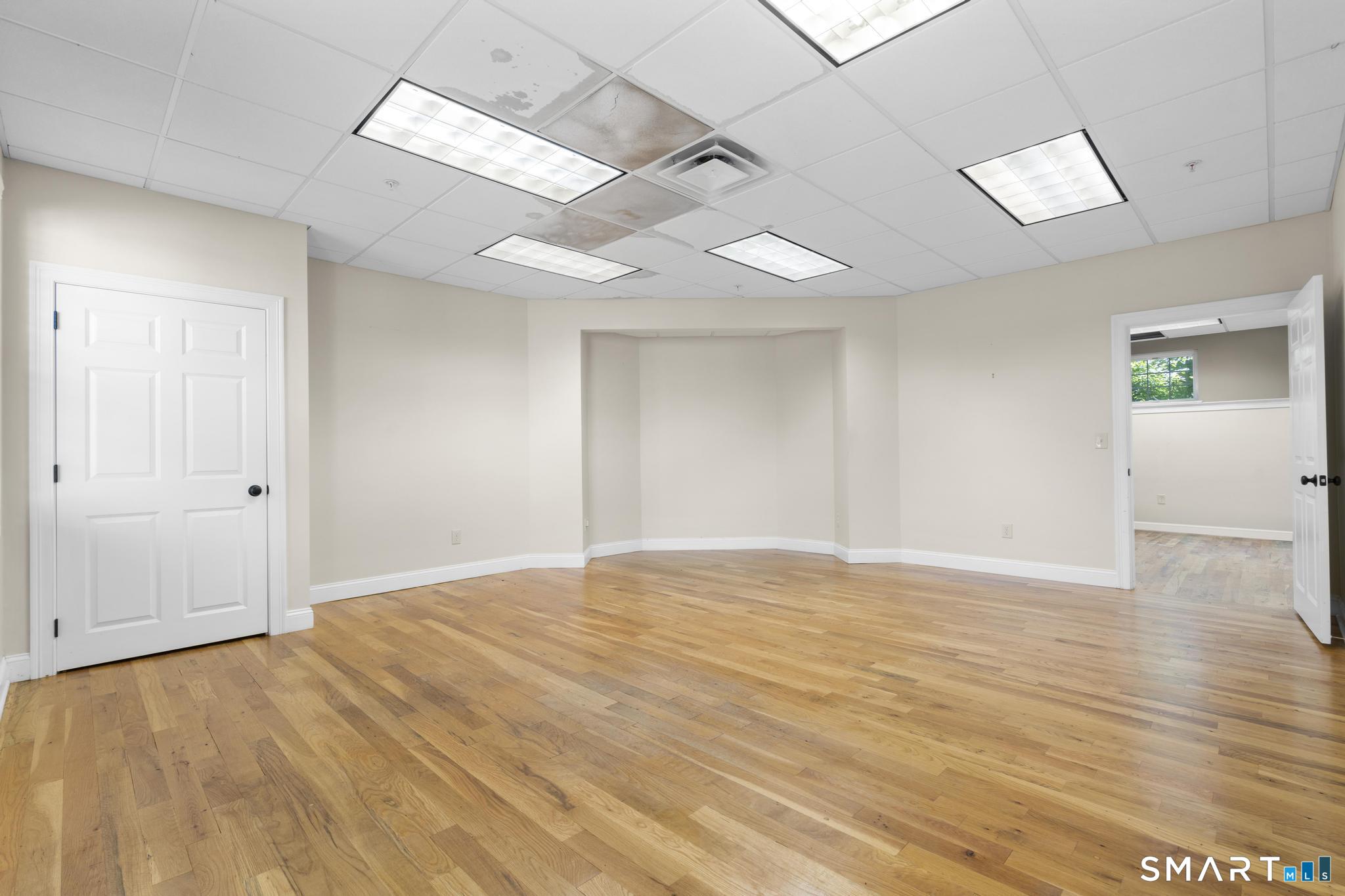 2488 Boston Post Road Guilford CT 06437