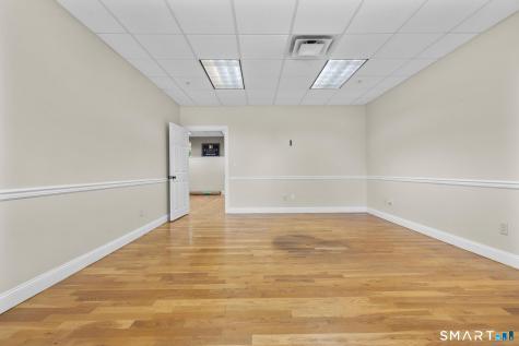 2488 Boston Post Road Guilford CT 06437