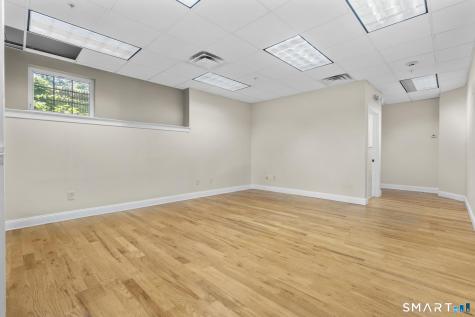 2488 Boston Post Road Guilford CT 06437