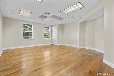 2488 Boston Post Road Guilford CT 06437