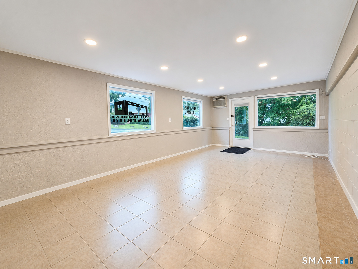 32 Neumann Street Naugatuck CT 06770