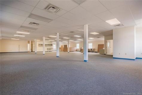 10 Bokum Road Essex CT 06426