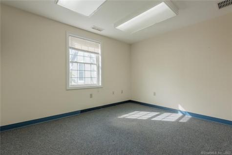 10 Bokum Road Essex CT 06426
