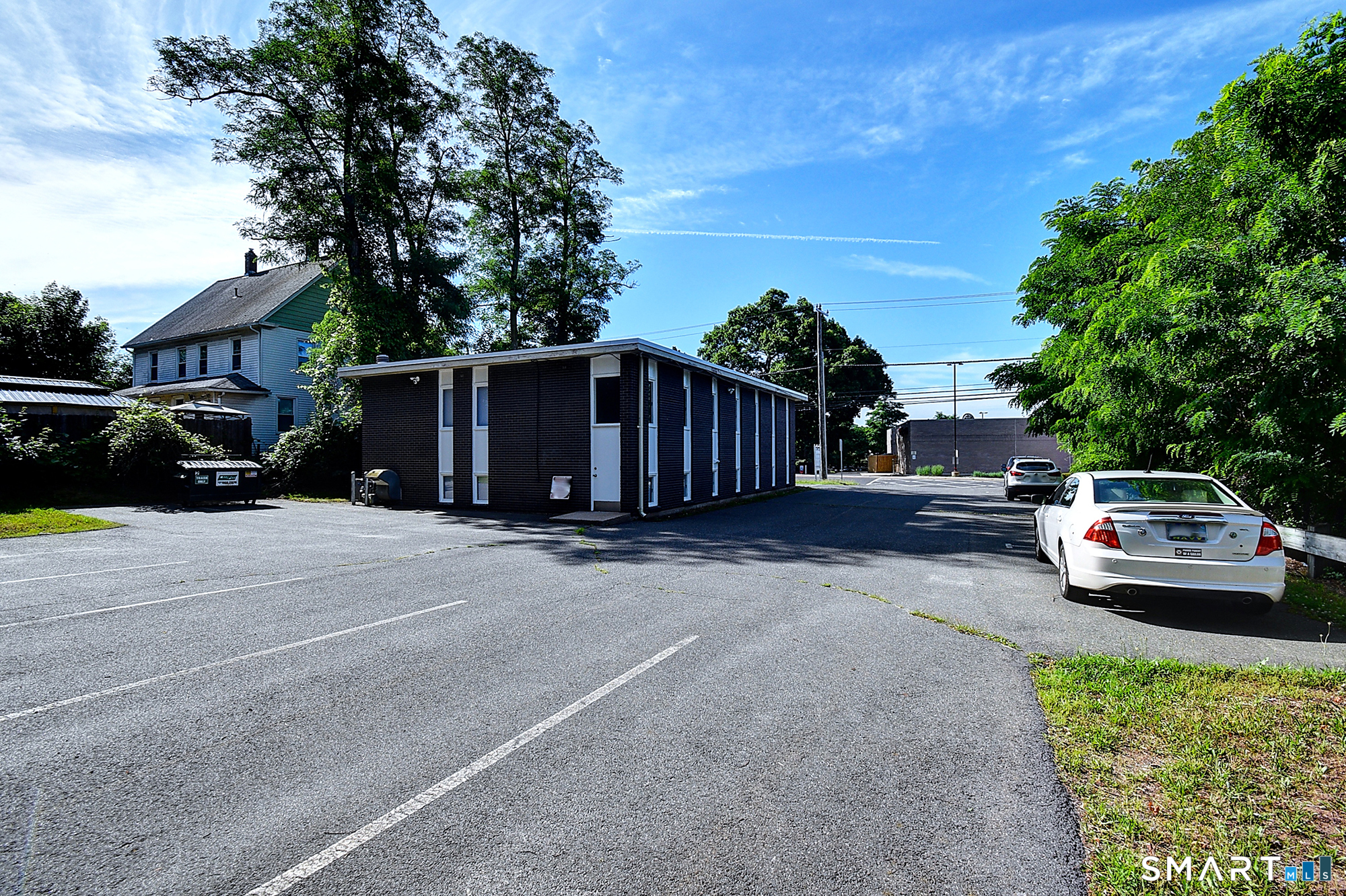 21 Middle East Turnpike Manchester CT 06040