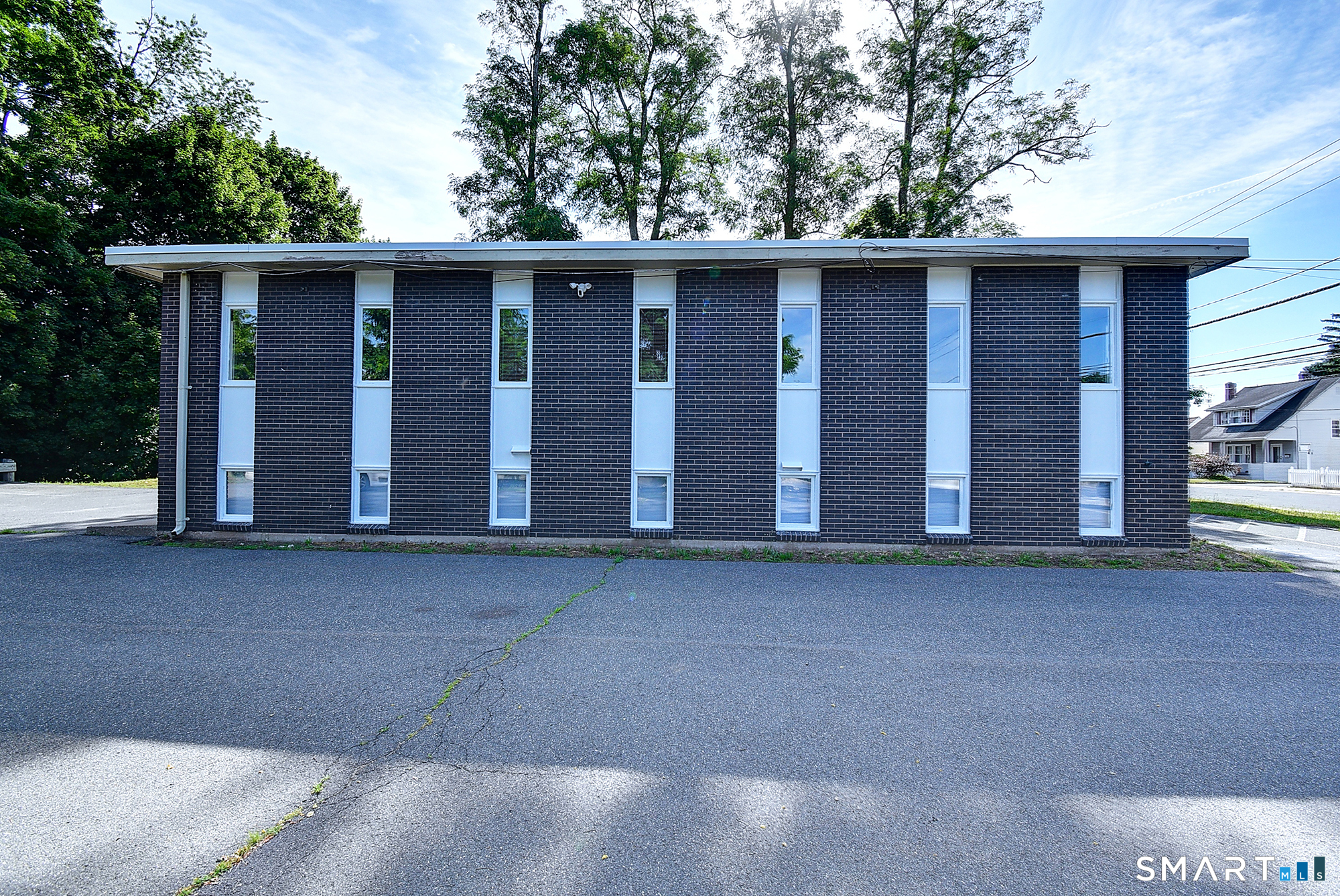 21 Middle East Turnpike Manchester CT 06040